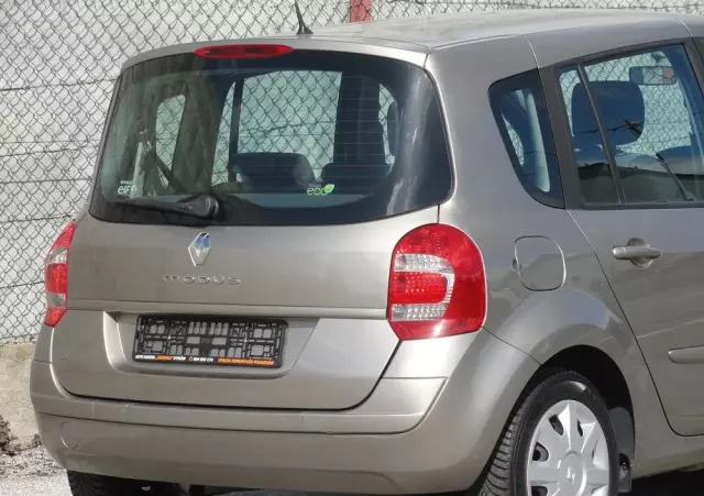 RENAULT Modus Grand 1.2 16V Authentique