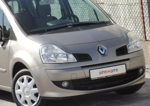 RENAULT Modus Grand 1.2 16V Authentique