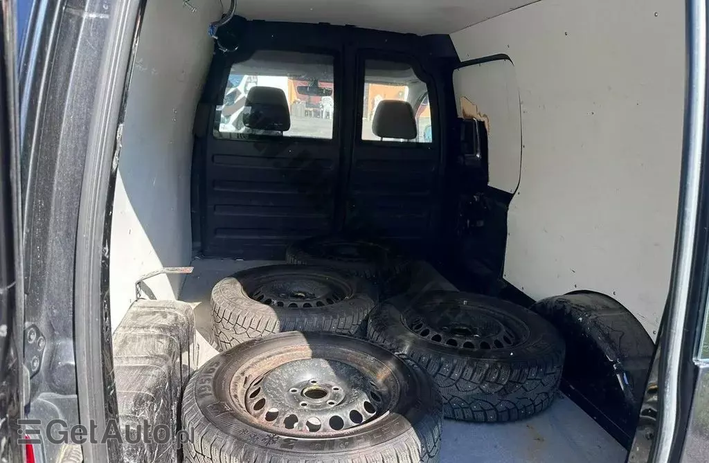 VOLKSWAGEN Caddy California 