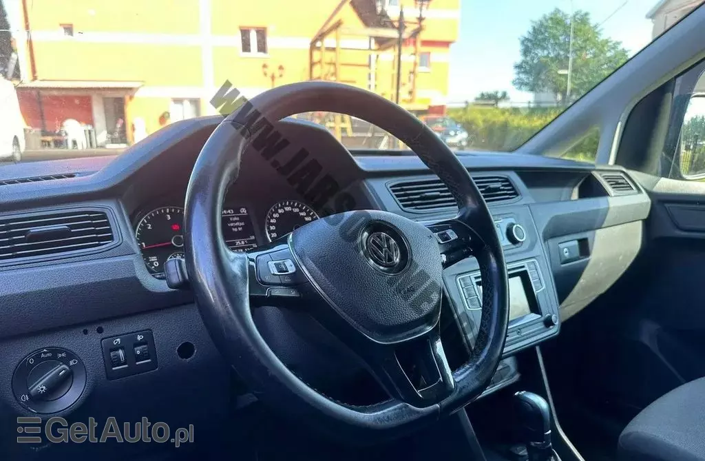 VOLKSWAGEN Caddy California 