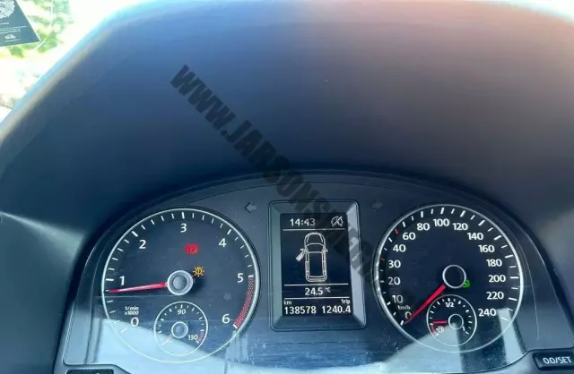 VOLKSWAGEN Caddy California 