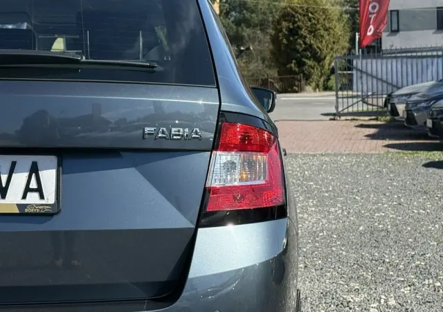 SKODA Fabia 1.0 TSI Style