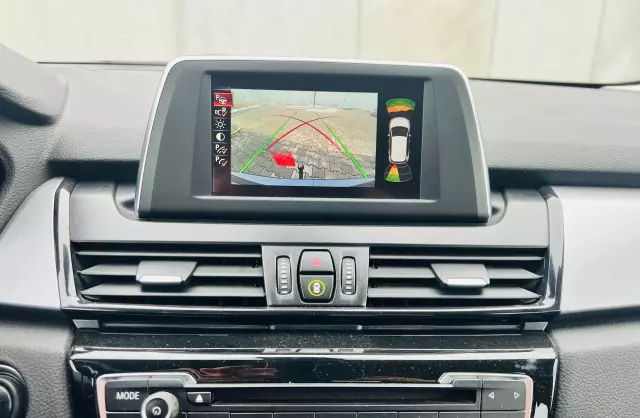 BMW Seria 2 218d (150 KM)