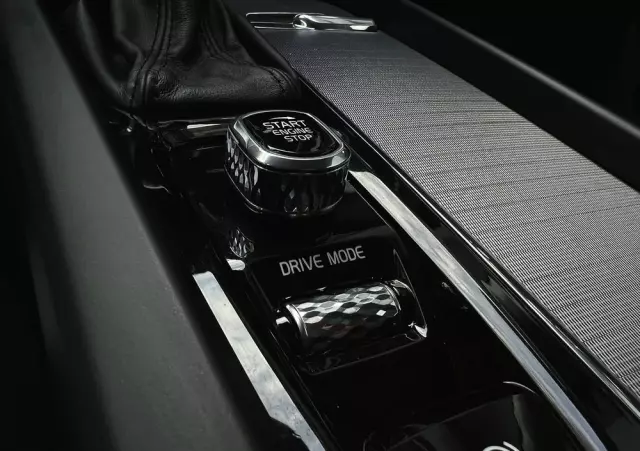 VOLVO XC 60 T5 Inscription