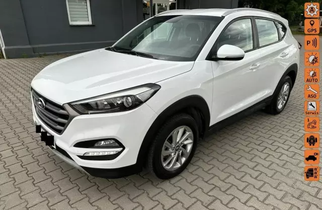 HYUNDAI Tucson 