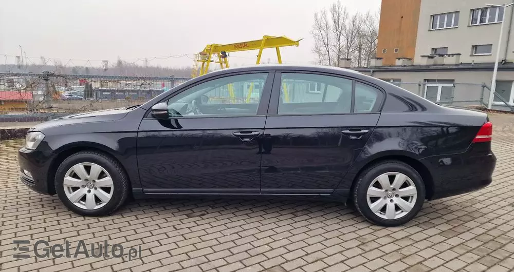 VOLKSWAGEN Passat 1.6 TDI BlueMotion Technology Business Edition