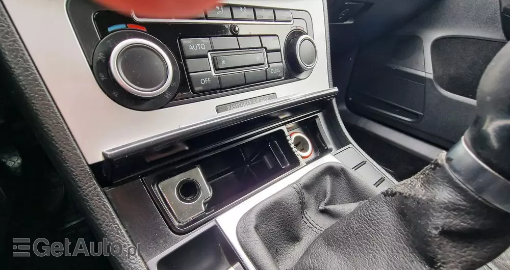 VOLKSWAGEN Passat 1.6 TDI BlueMotion Technology Business Edition