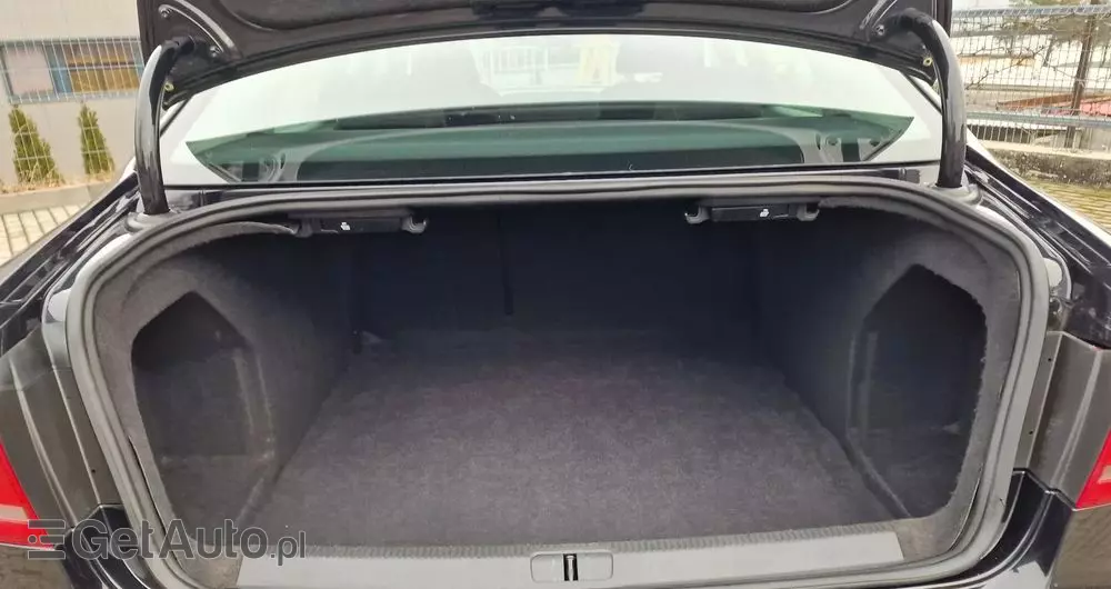 VOLKSWAGEN Passat 1.6 TDI BlueMotion Technology Business Edition