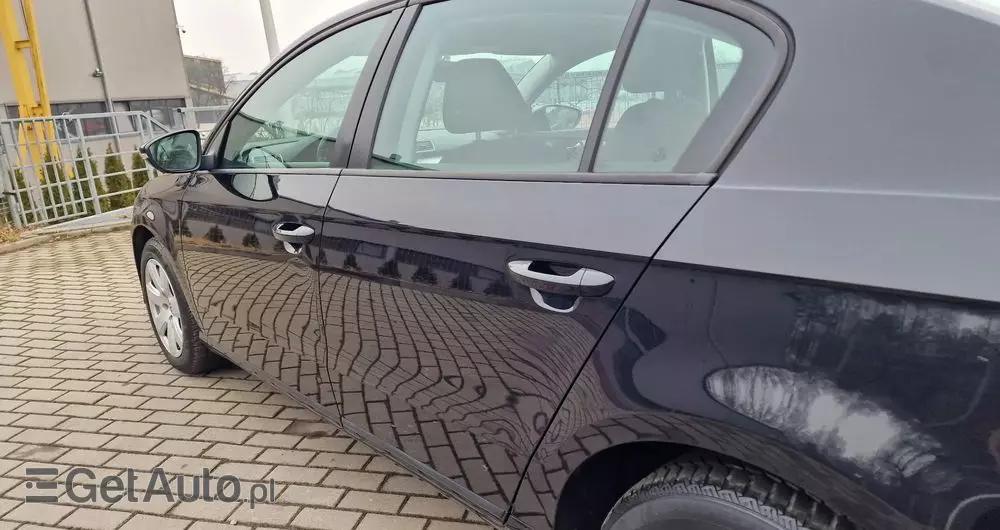 VOLKSWAGEN Passat 1.6 TDI BlueMotion Technology Business Edition