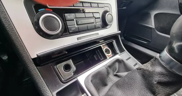 VOLKSWAGEN Passat 1.6 TDI BlueMotion Technology Business Edition