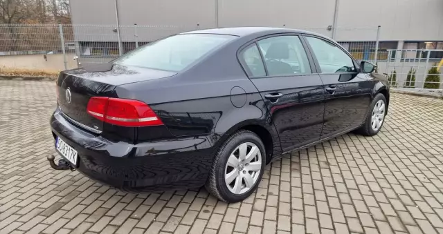 VOLKSWAGEN Passat 1.6 TDI BlueMotion Technology Business Edition