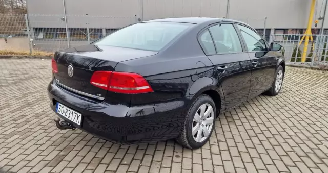 VOLKSWAGEN Passat 1.6 TDI BlueMotion Technology Business Edition