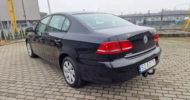 VOLKSWAGEN Passat 1.6 TDI BlueMotion Technology Business Edition