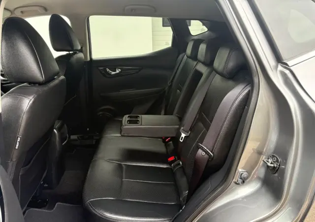 NISSAN Qashqai 1.6 DIG-T Acenta