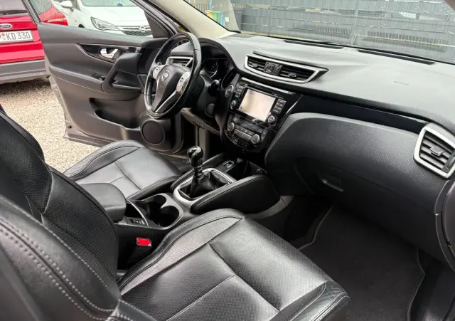 NISSAN Qashqai 1.6 DIG-T Acenta