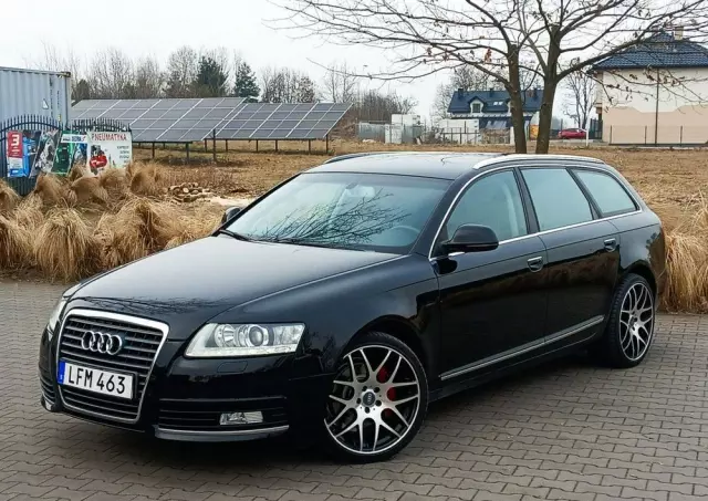 AUDI A6 