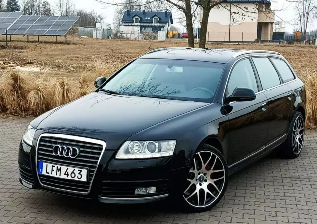 AUDI A6 
