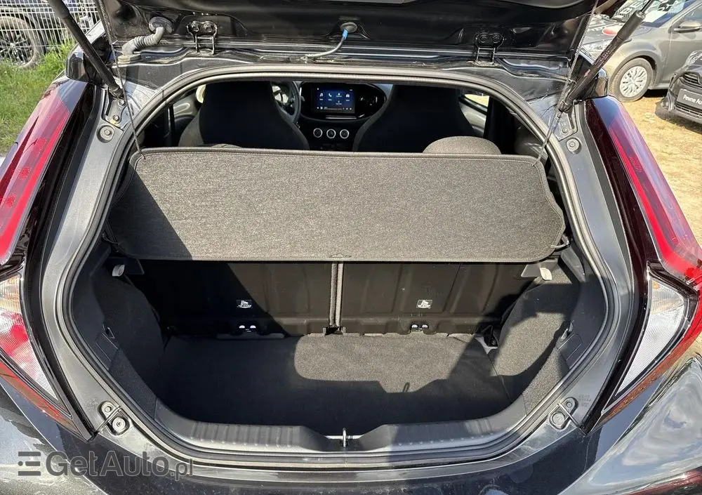 TOYOTA Aygo X 1.0 VVT-i Style CVT