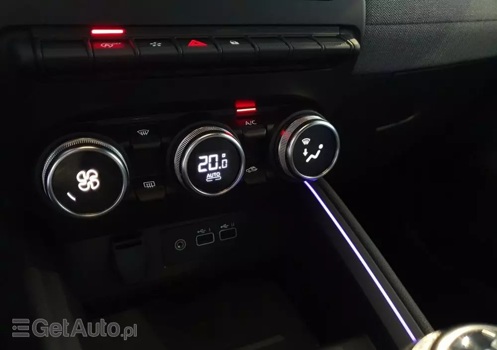 RENAULT Clio 1.0 TCe Techno