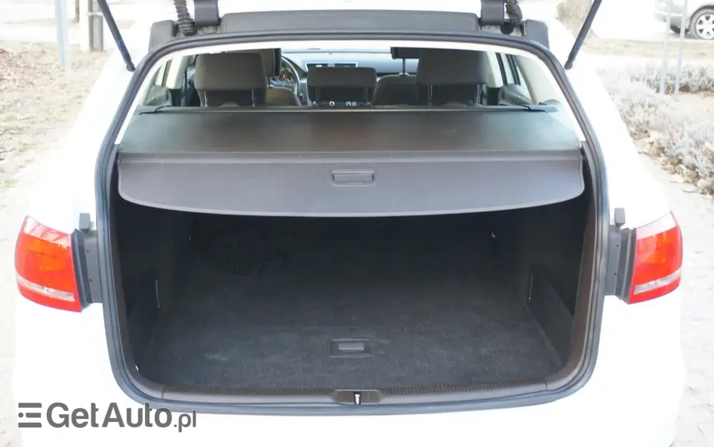 VOLKSWAGEN Passat 1.6 TDI Business Line