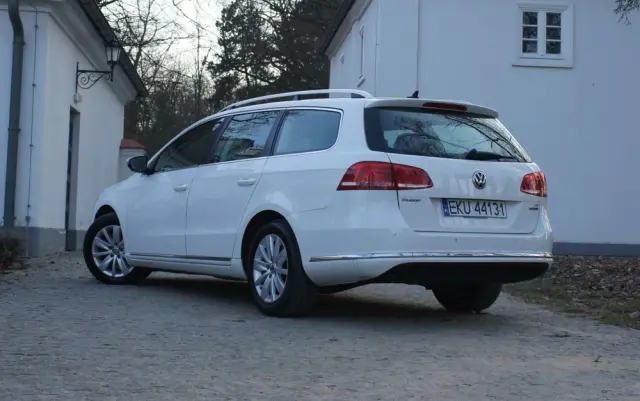 VOLKSWAGEN Passat 1.6 TDI Business Line