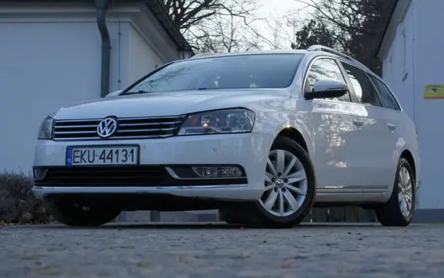 VOLKSWAGEN Passat 1.6 TDI Business Line