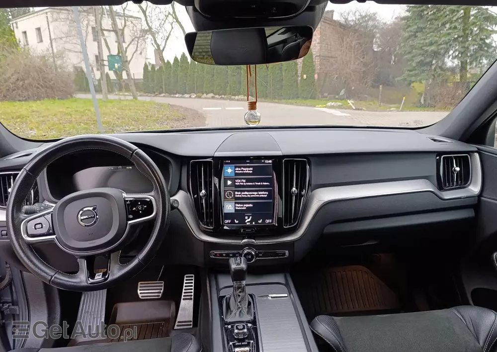 VOLVO XC 60 D4 AWD Geartronic RDesign