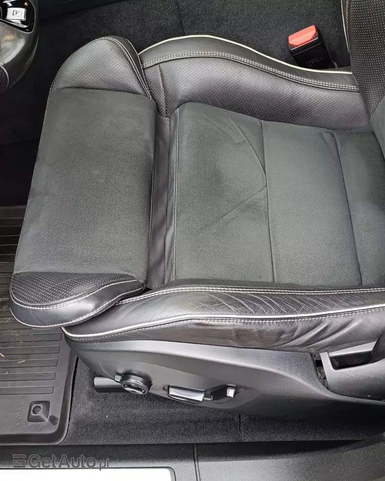 VOLVO XC 60 D4 AWD Geartronic RDesign