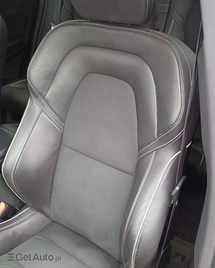 VOLVO XC 60 D4 AWD Geartronic RDesign