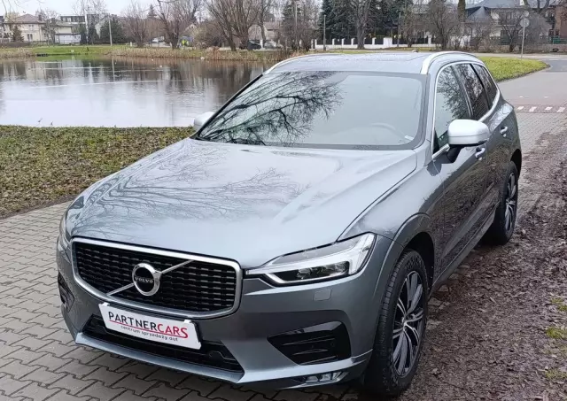 VOLVO XC 60 D4 AWD Geartronic RDesign
