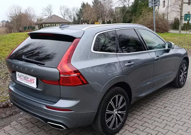 VOLVO XC 60 D4 AWD Geartronic RDesign