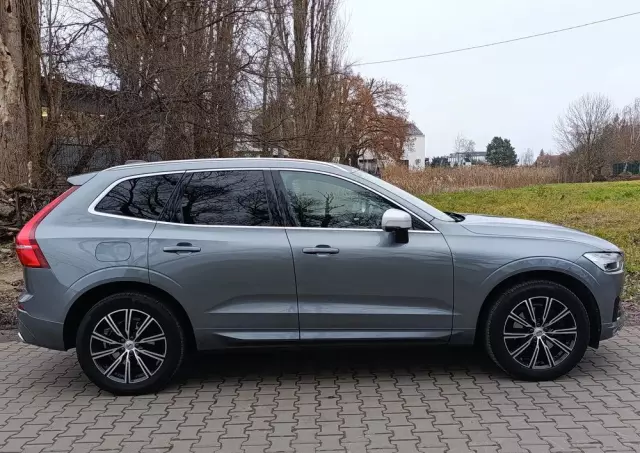 VOLVO XC 60 D4 AWD Geartronic RDesign