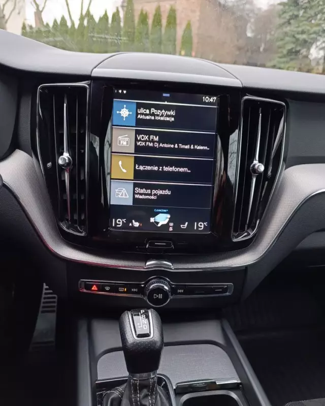 VOLVO XC 60 D4 AWD Geartronic RDesign