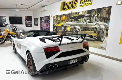 LAMBORGHINI Gallardo 