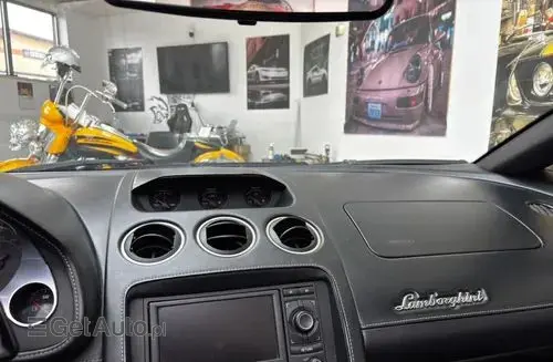 LAMBORGHINI Gallardo 