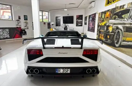 LAMBORGHINI Gallardo 