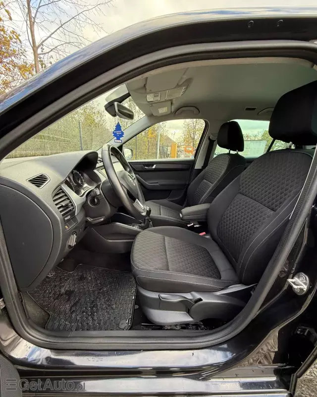 SKODA Fabia 1.2 TSI Drive