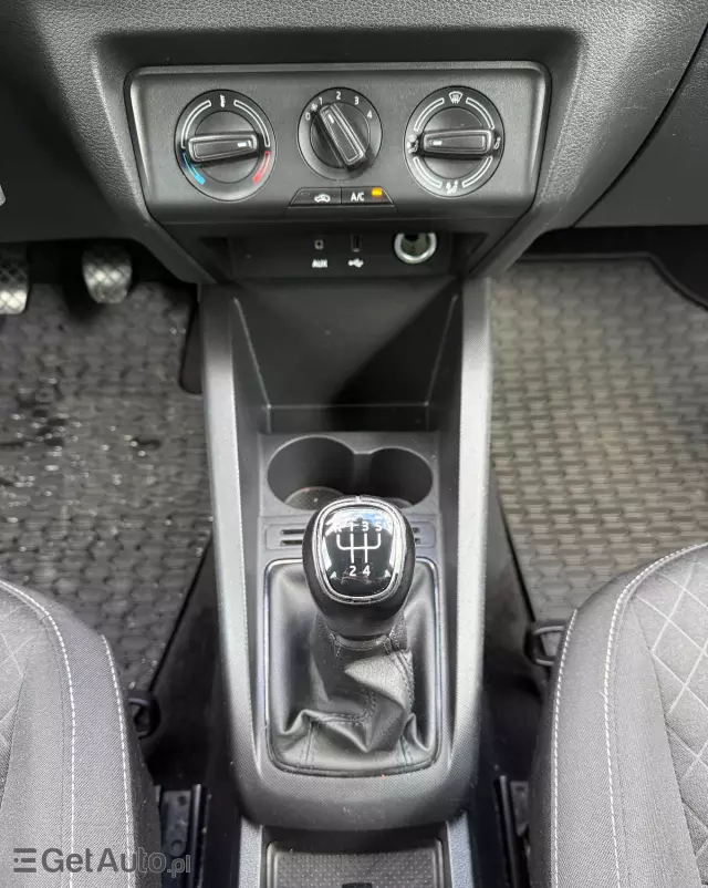 SKODA Fabia 1.2 TSI Drive