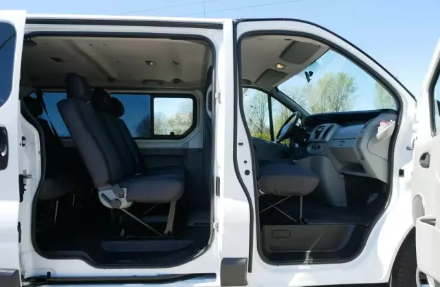 RENAULT Trafic 