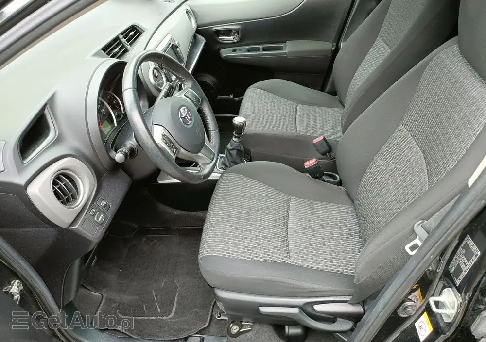 TOYOTA Yaris 1.33 VVT-i Edition