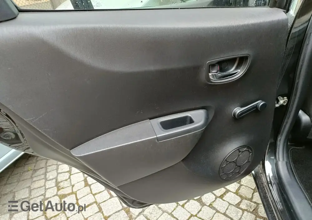 TOYOTA Yaris 1.33 VVT-i Edition