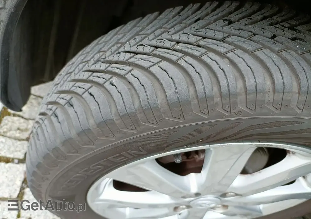 TOYOTA Yaris 1.33 VVT-i Edition