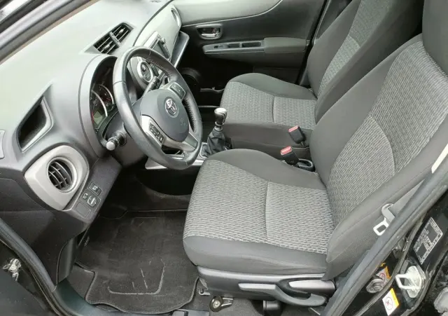 TOYOTA Yaris 1.33 VVT-i Edition