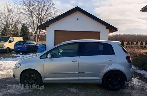 VOLKSWAGEN Golf Plus 