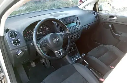 VOLKSWAGEN Golf Plus 