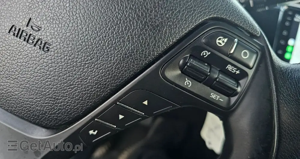 KIA Ceed 1.4 CVVT Dream Team Edition