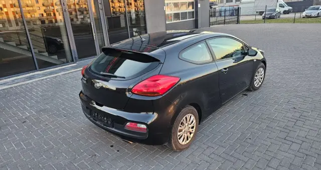 KIA Ceed 1.4 CVVT Dream Team Edition