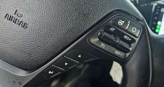 KIA Ceed 1.4 CVVT Dream Team Edition