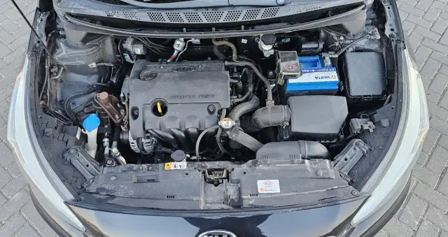 KIA Ceed 1.4 CVVT Dream Team Edition