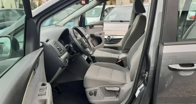 SEAT Alhambra 2.0 TDI Reference DSG